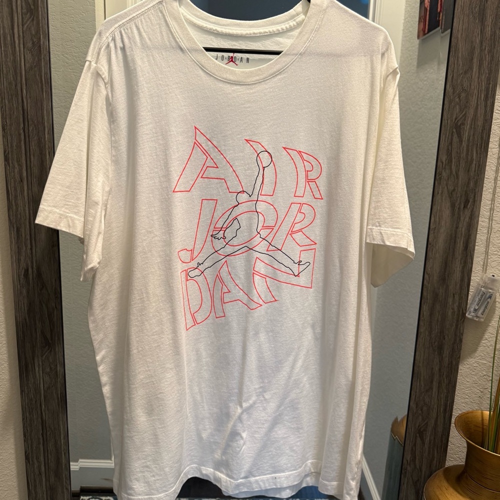 Jordan Men’s XXL Air Jordan Outline Graphic T-Shirt – White